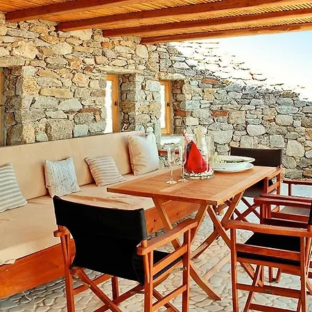 Villa Villas Kings And Queens Villa *